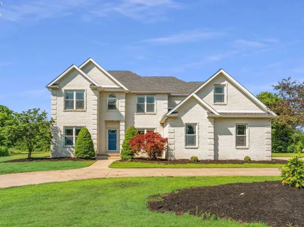 810 Birchwood Dr, Sandusky, OH 44870