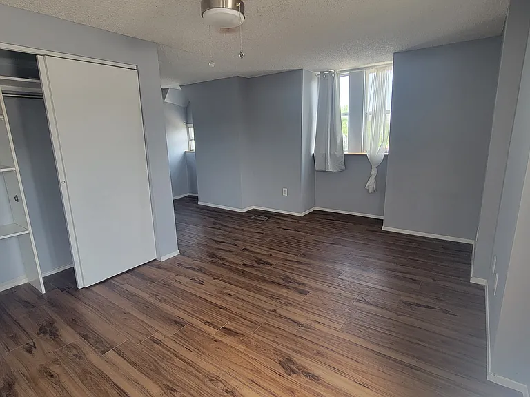 1905 California Ave #B — Photo 9