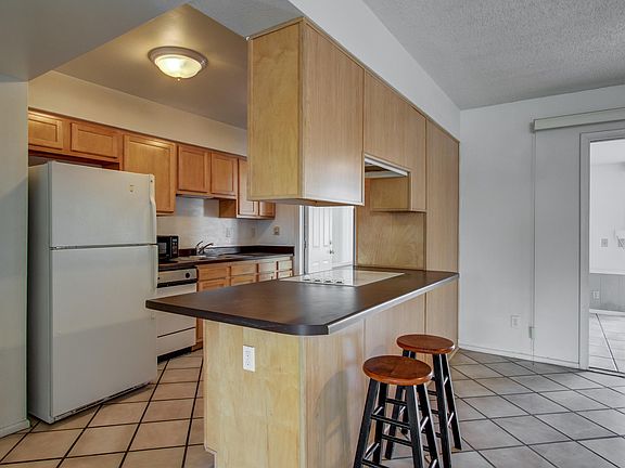 4th image of 6946 E Exmoor Dr