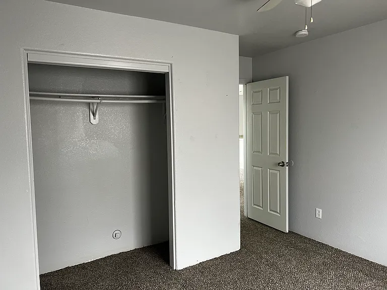 3316 W Jackson St #2 — Photo 3