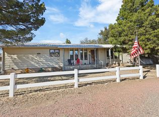 209 E Sanderson St, Alpine, TX 79830