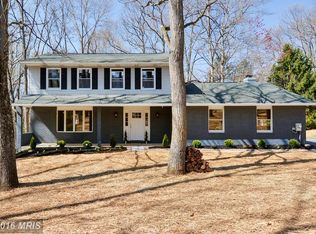 6994 Beachmont Dr, Sykesville, MD 21784