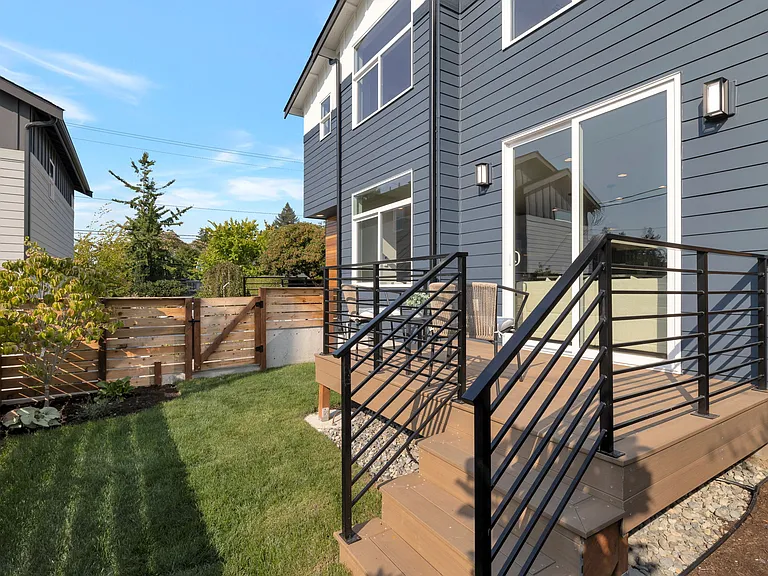 1603 SW Kenyon St — Photo 21