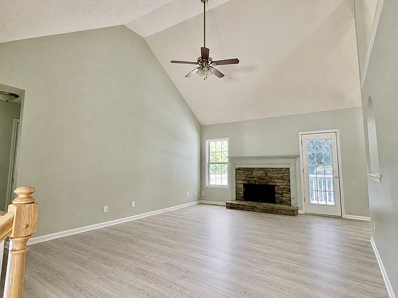 3rd image of 1717 Pine Fort Cir