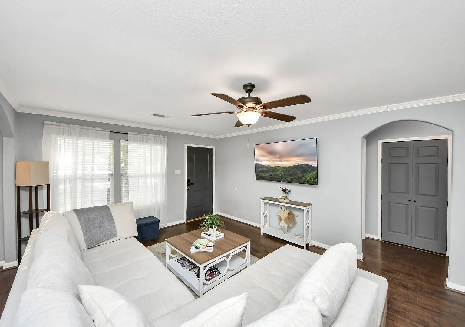 3 BR 2 BA Soluna Cottage — Photo 3