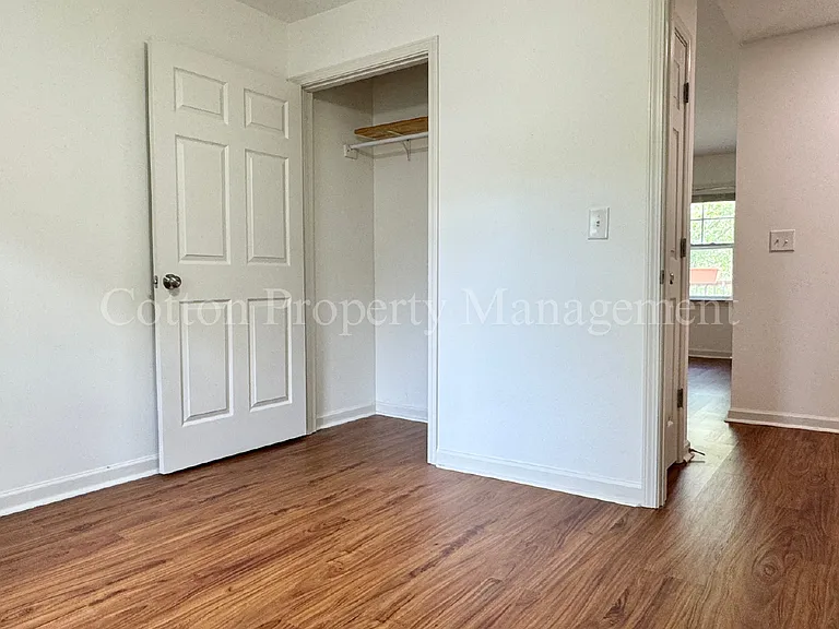 5138 Greenville Loop Rd #D — Photo 15