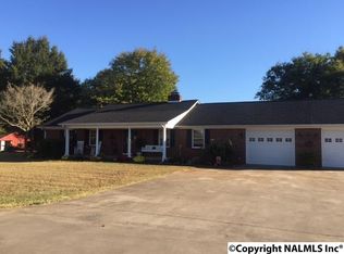 83 Upper River Rd, Decatur, AL 35603