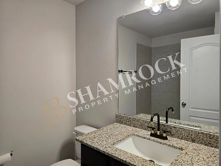 11224 Solar St — Photo 3