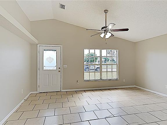 4th image of 4115 4th Ave S