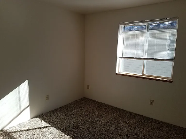 902 E Juniper Ave — Photo 10