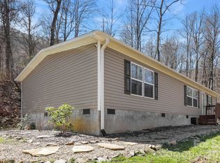 256 Inglewood Cove Rd, Waynesville, NC 28786