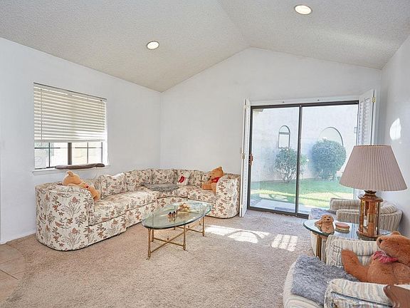5th image of 11590 Pepper Ln