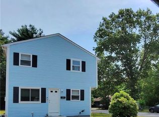 250 Arnold Rd, Coventry, RI 02816