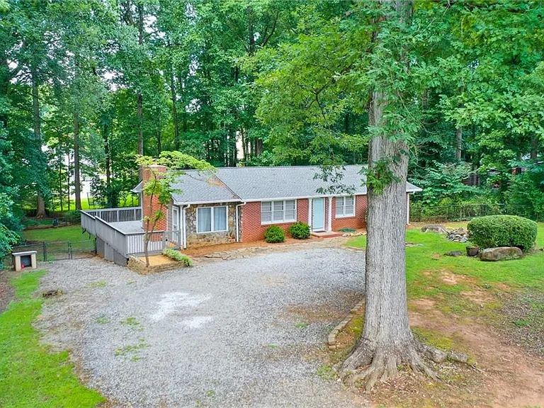 2842 Bob Cox Rd NW — Photo 2