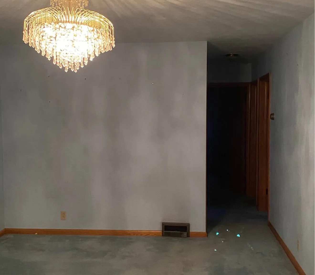 3 bed, 1118 sqft, $1,100 — Photo 2