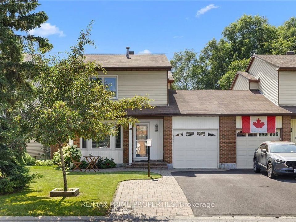 1st image of 78 Fieldgate Dr