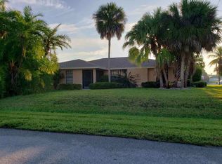 2515 SE 22nd Ct, Cape Coral, FL 33904