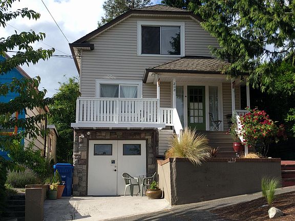2nd image of 208 NW Bowdoin Pl