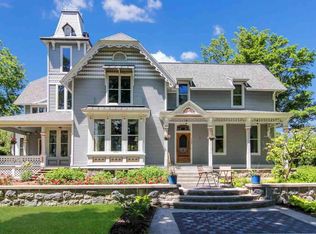 1109 Bay St, Traverse City, MI 49684