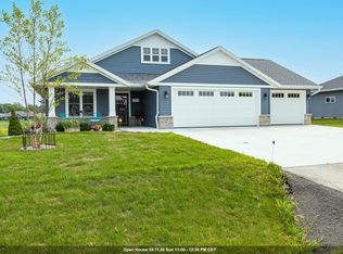 1712 Addie Pkwy, Oshkosh, WI 54904