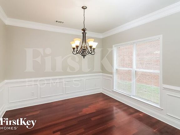 5th image of 117 Janney Cir