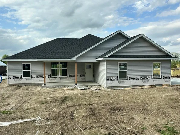 701 N Neo St, Sturgeon, MO 65284