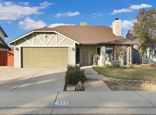 1823 Songbird Pl, Lodi, CA 95240