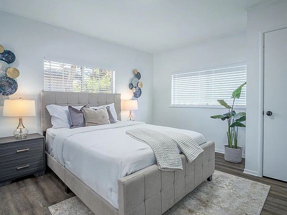 5th image of 2255 Pulgas Ave #A