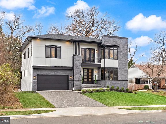 4th image of 6539 Fairlawn Dr