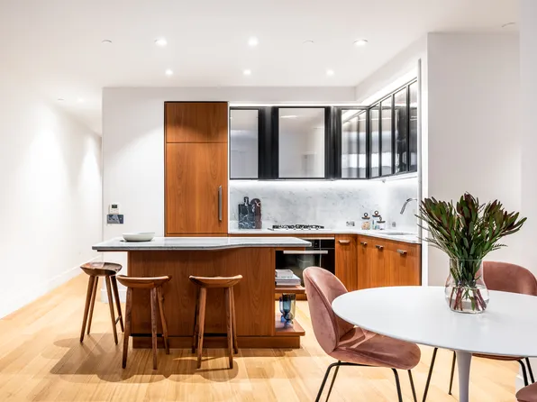 110 Charlton Street image 1 of 3