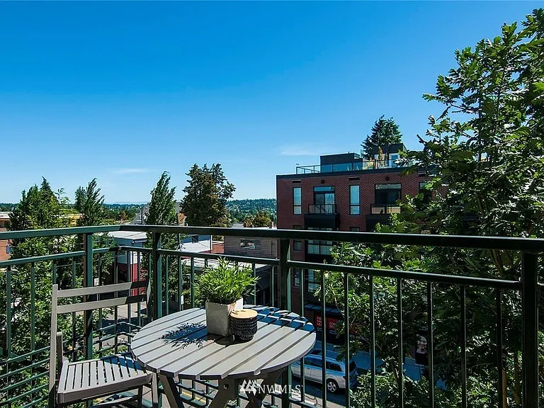 6801 Greenwood Ave N #410 — Photo 9
