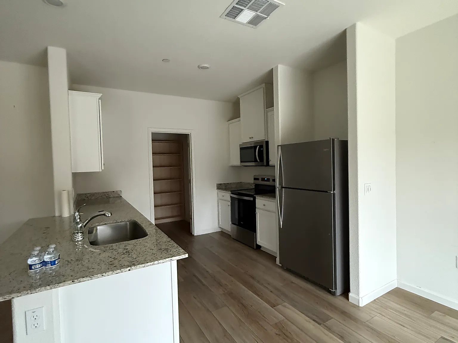 6460 Arena Way — Photo 3