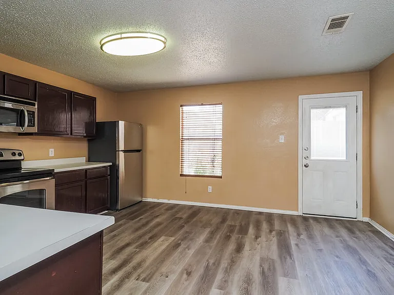 5213 Bedfordshire Dr — Photo 6