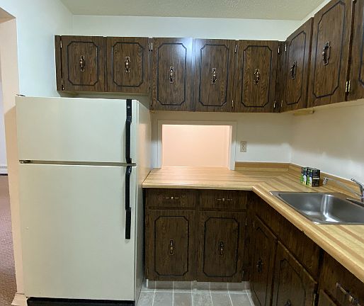 4th image of 42B Nollet Ave