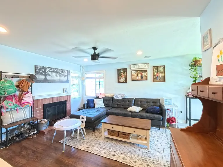 4352 Blueridge Dr — Photo 4