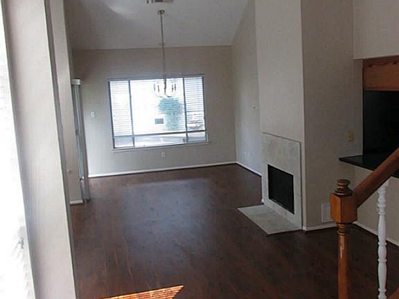 2nd image of 14310 Reissen Ln