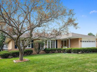 1637 Claremont Dr, Darien, IL 60561