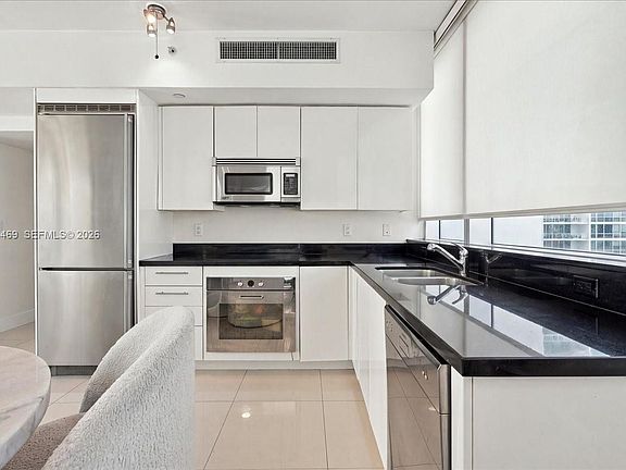 2nd image of 92 SW 3rd St APT 1210