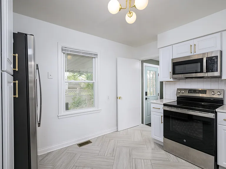 600 Marquette Dr — Photo 11