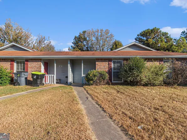 1609 Riverside Trl NE, Conyers, GA 30013