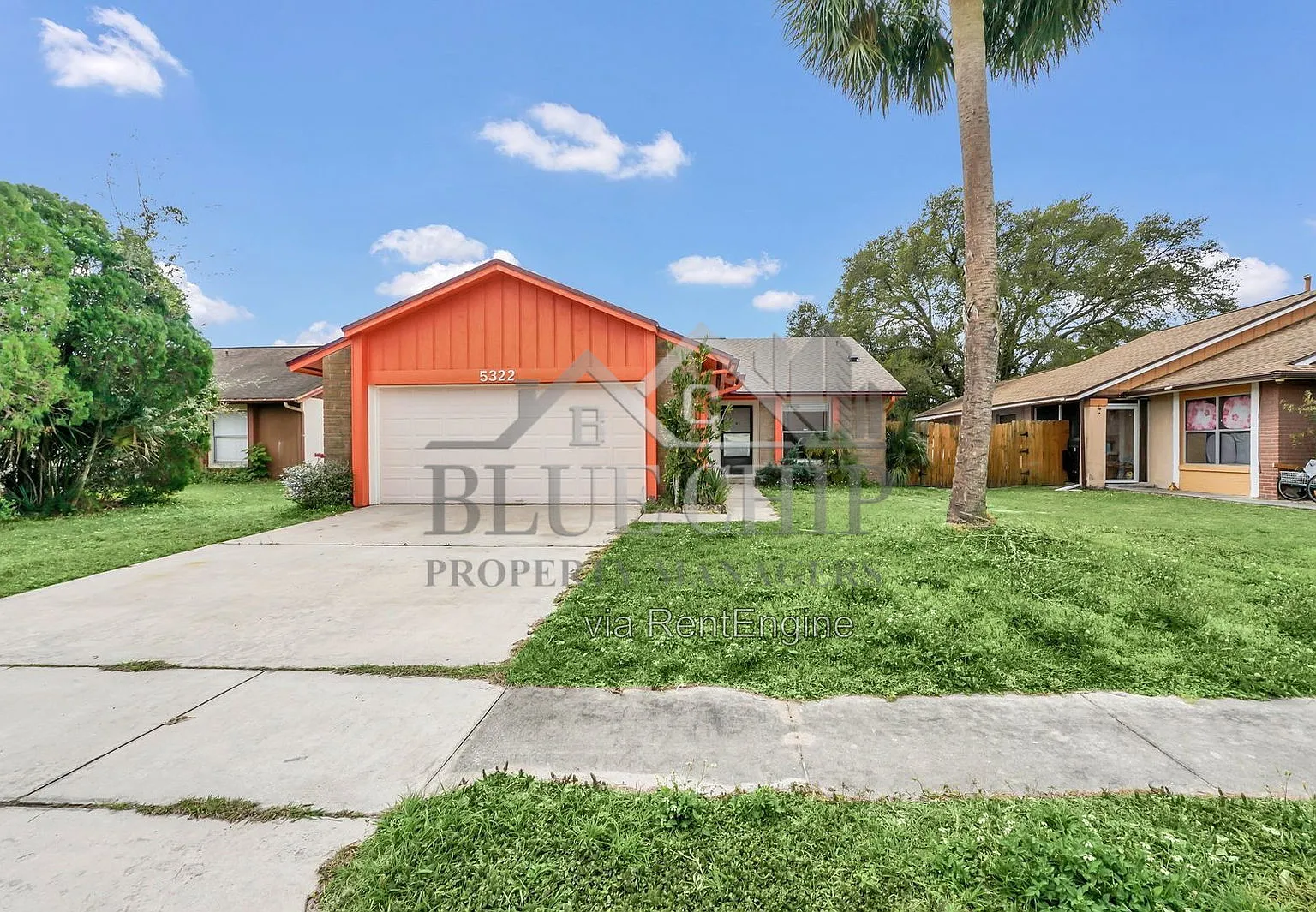 3 bed, 2.0 bath, 1328 sqft, $2,200 — Photo 2