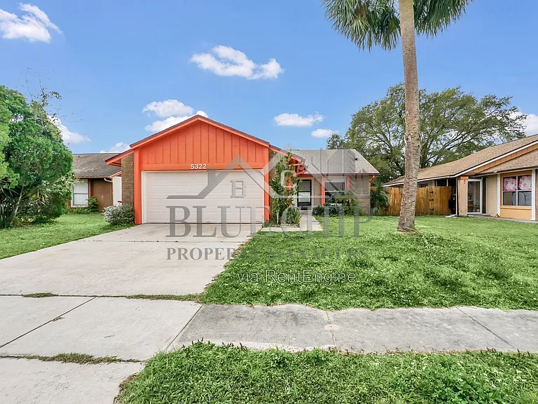 5322 Jade St — Photo 2