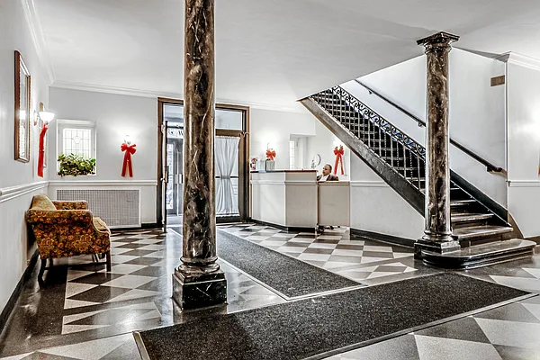 Sold by Compass | media 29