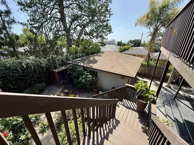 4221 Hill St — Photo 38