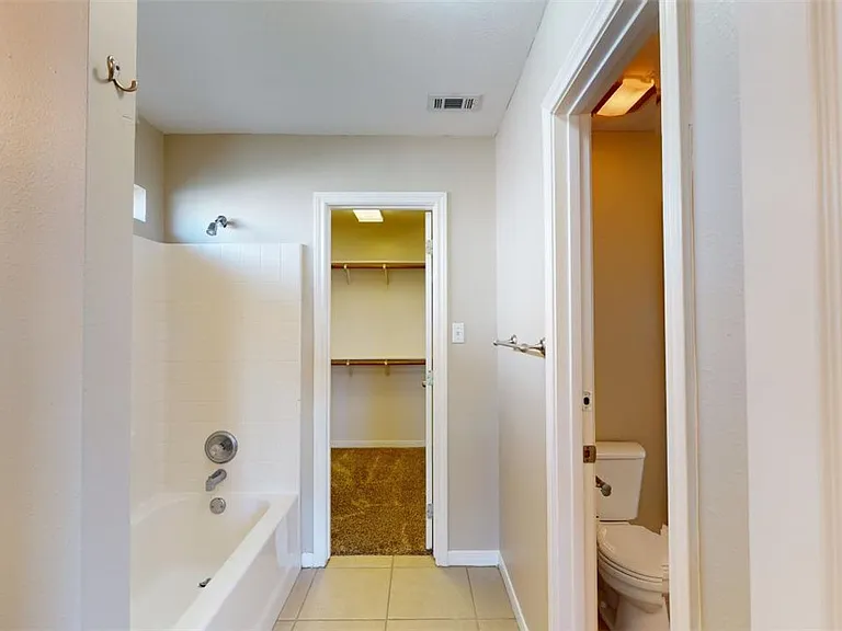 2407 Pintail Loop — Photo 12