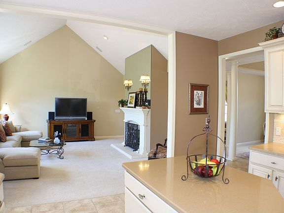 5th image of 36940 Wexford Dr