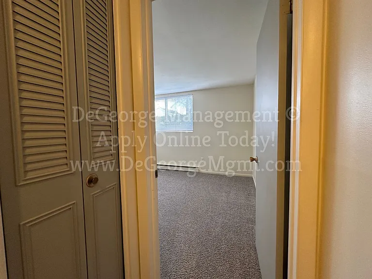Parkview Apartments — Photo 13