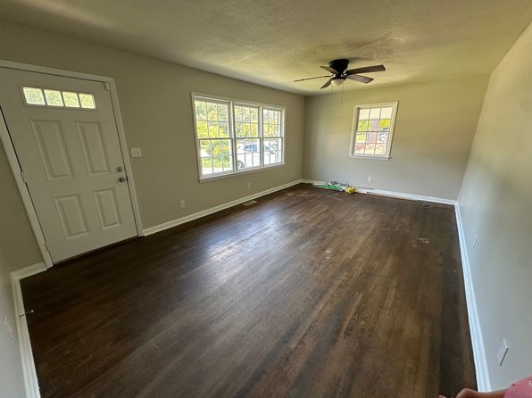 321 Summer Hill Rd