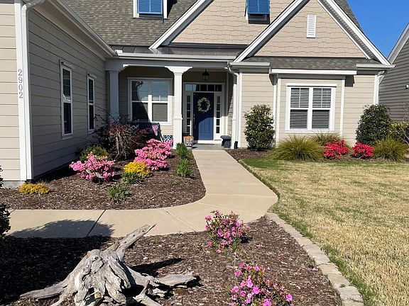 2nd image of 2902 Cascade Drive