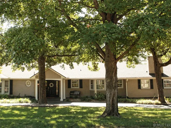 3102 E 67th St, Tulsa, OK 74136